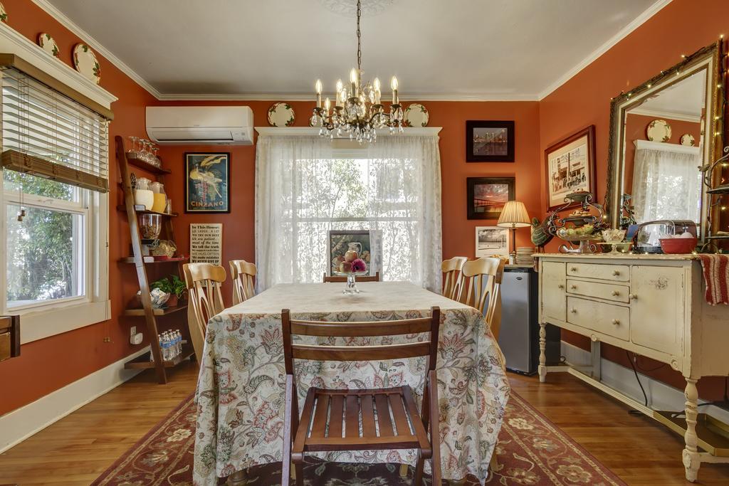 Hillcrest House
